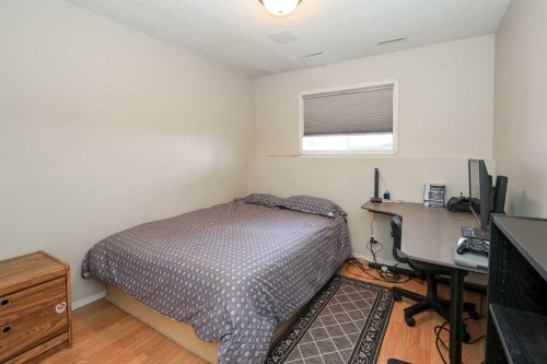 16 Durand Crescent, Red Deer, AB - Indoor Photo Showing Bedroom