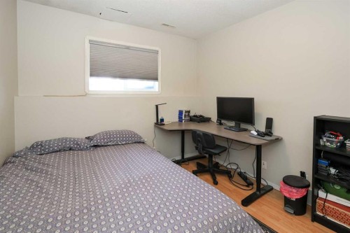 16 Durand Crescent, Red Deer, AB - Indoor Photo Showing Bedroom