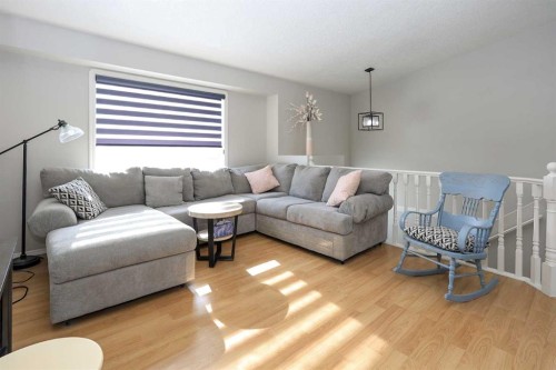 16 Durand Crescent, Red Deer, AB - Indoor Photo Showing Living Room