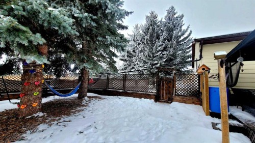2 Westheights Drive, Didsbury, AB - Outdoor