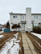 79 Greenham Drive  Red Deer, AB T2P 3J9