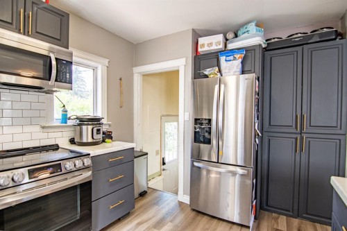 4910 53 Avenue, Rimbey, AB - Indoor Photo Showing Kitchen