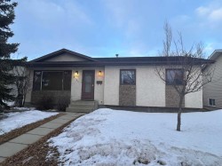 6102 54 Avenue  Camrose, AB T4V 4H1