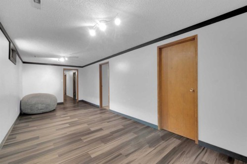 42 Valley Crescent, Lacombe, AB - Indoor Photo Showing Other Room