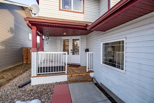 71 Kind Close, Red Deer, AB - Outdoor With Exterior