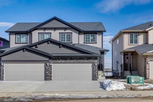 83 Southbow Village Way  Cochrane, AB T4C 3N3