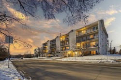 305-4522 47A Avenue  Red Deer, AB T4N 3R3