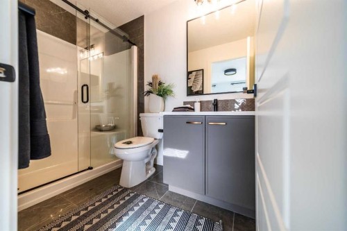 436 Bridgeport Glen, Chestermere, AB - Indoor Photo Showing Bathroom