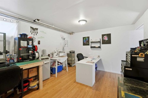 30 Poplar Crescent, Springbrook, AB - Indoor