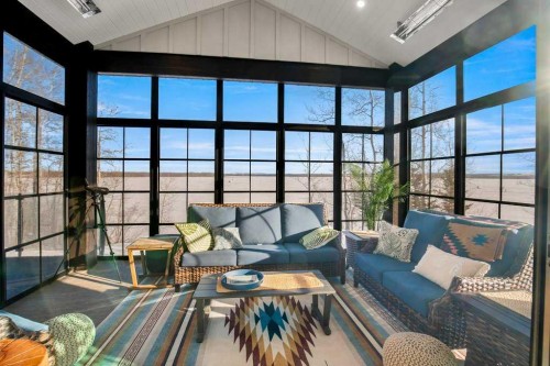 371 Last Chance Way, Norglenwold, AB - Indoor Photo Showing Other Room