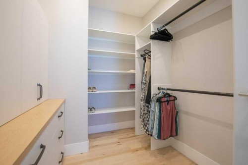 371 Last Chance Way, Norglenwold, AB - Indoor With Storage