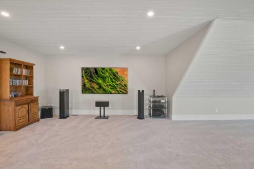 371 Last Chance Way, Norglenwold, AB - Indoor Photo Showing Other Room