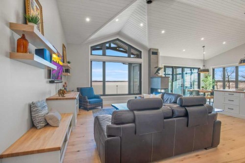 371 Last Chance Way, Norglenwold, AB - Indoor