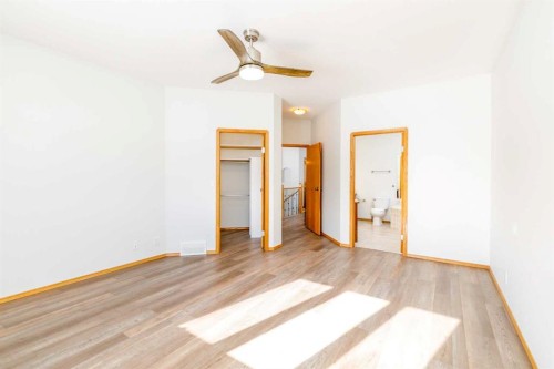 6010 Orr Drive, Red Deer, AB - Indoor Photo Showing Other Room