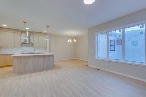 82 Alpine Common Sw, Calgary, AB - Indoor Photo Showing Kitchen