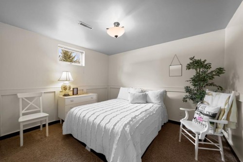 45217 Range Road 202, Rural Camrose County, AB - Indoor Photo Showing Bedroom