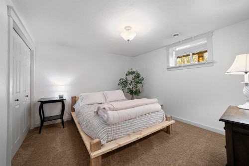 45217 Range Road 202, Rural Camrose County, AB - Indoor Photo Showing Bedroom