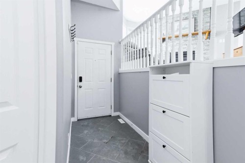 69 Willow Springs Crescent, Sylvan Lake, AB - Indoor Photo Showing Other Room