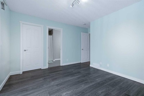 69 Willow Springs Crescent, Sylvan Lake, AB - Indoor Photo Showing Other Room