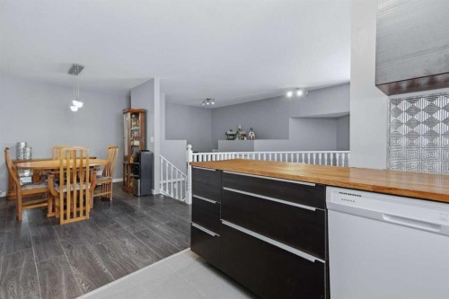 69 Willow Springs Crescent, Sylvan Lake, AB - Indoor