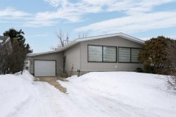 5404 47 Avenue WEST Forestburg, AB T0B 1N0