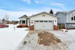 6006 70 Avenue  Rocky Mountain House, AB T4T 1M2