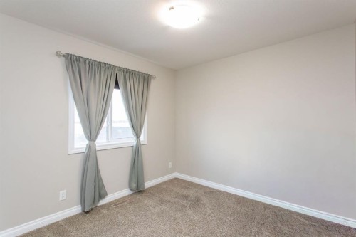 178 Truant Crescent, Red Deer, AB - Indoor Photo Showing Other Room