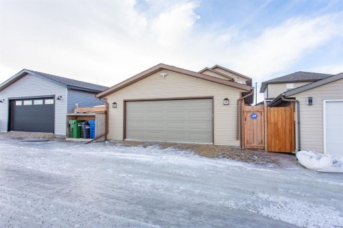 178 Truant Crescent, Red Deer, AB - Outdoor With Exterior
