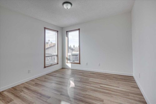 34 Richards Crescent, Red Deer, AB - Indoor Photo Showing Other Room