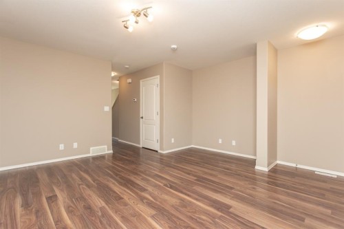 1104-30 Carleton Avenue, Red Deer, AB - Indoor Photo Showing Other Room