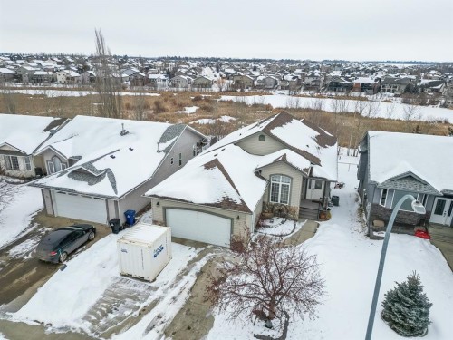 77 Pondside Crescent, Blackfalds, AB - Outdoor