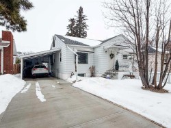 5812 50A Avenue  Stettler, AB T4K 1C3