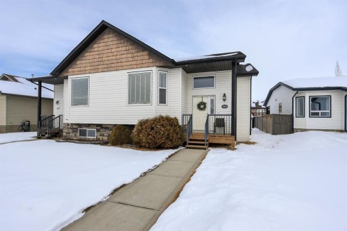 265 Jenner Crescent, Red Deer, AB - Outdoor