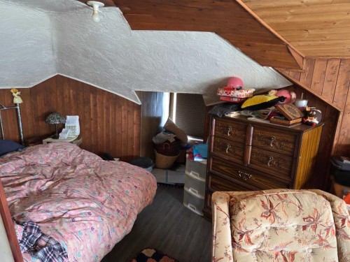 5214 50 Street, Castor, AB - Indoor Photo Showing Bedroom