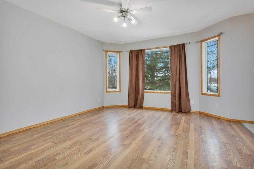220 Deschner Close, Red Deer, AB - Indoor Photo Showing Other Room