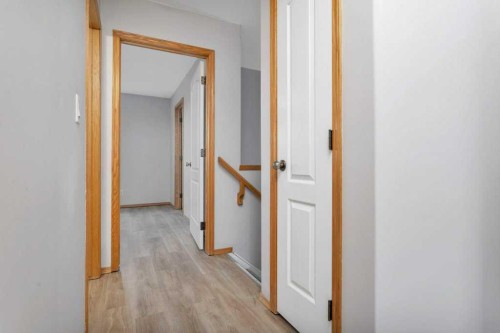 220 Deschner Close, Red Deer, AB - Indoor Photo Showing Other Room