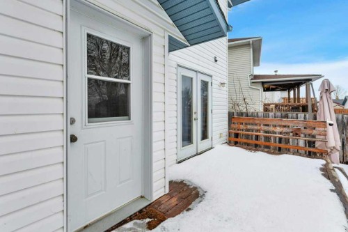 220 Deschner Close, Red Deer, AB - Outdoor With Exterior