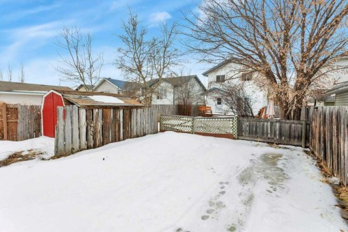 220 Deschner Close, Red Deer, AB - Outdoor
