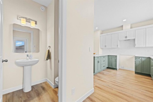 7311B 44B Avenue, Camrose, AB - Indoor