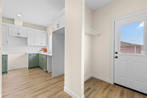 7311B 44B Avenue, Camrose, AB - Indoor