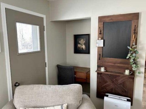 502 Plover Close, Pelican Point, AB - Indoor