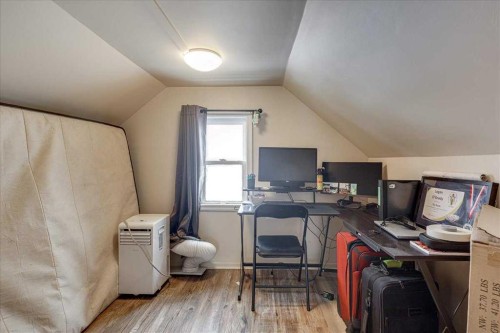 3912 55 Avenue, Red Deer, AB - Indoor Photo Showing Office