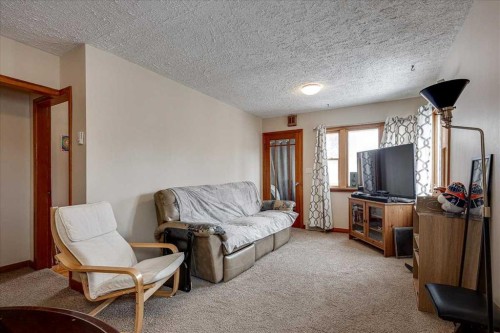 3912 55 Avenue, Red Deer, AB - Indoor