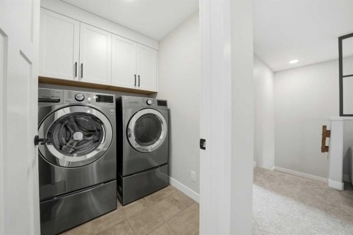 27 Eaton Crescent, Red Deer, AB - Indoor Photo Showing Laundry Room
