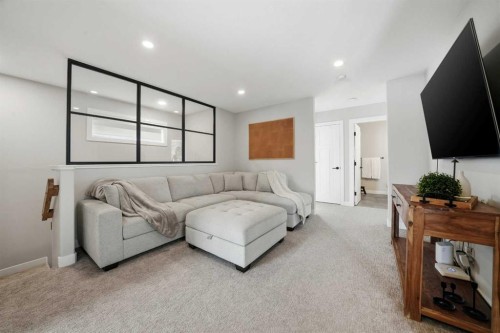 27 Eaton Crescent, Red Deer, AB - Indoor