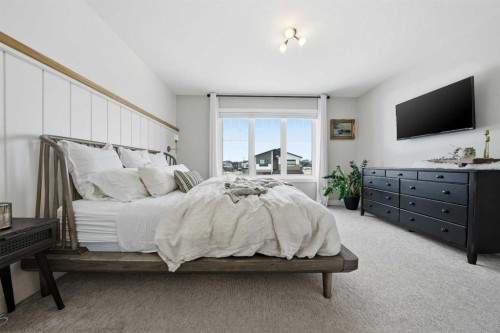 27 Eaton Crescent, Red Deer, AB - Indoor Photo Showing Bedroom