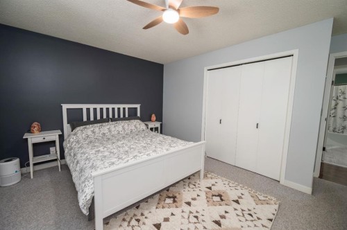154 Rutherford Drive, Red Deer, AB - Indoor Photo Showing Bedroom