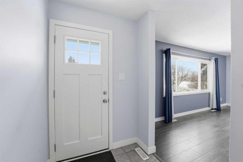 110 Terrace Park, Red Deer, AB - Indoor Photo Showing Other Room