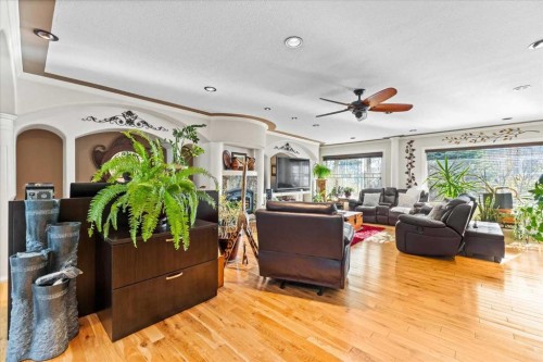 11124 110A Avenue, Edmonton, AB - Indoor Photo Showing Other Room