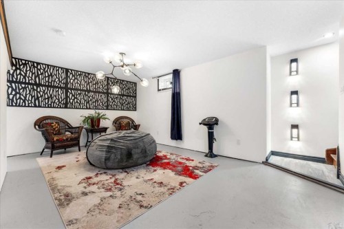 11124 110A Avenue, Edmonton, AB - Indoor Photo Showing Other Room